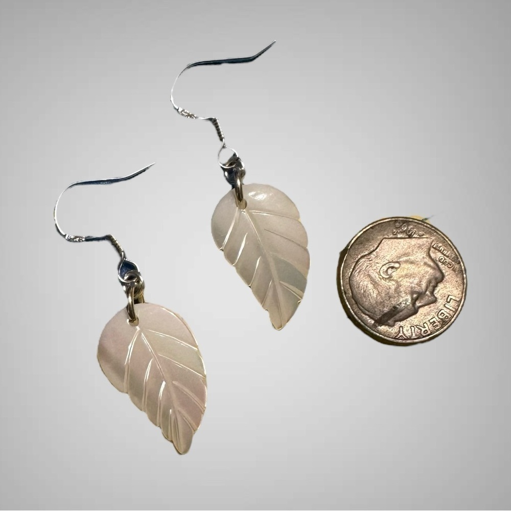 MOTHER OF PEARL TROPICAL LEAF EARRINGS - Picture 2 of 7